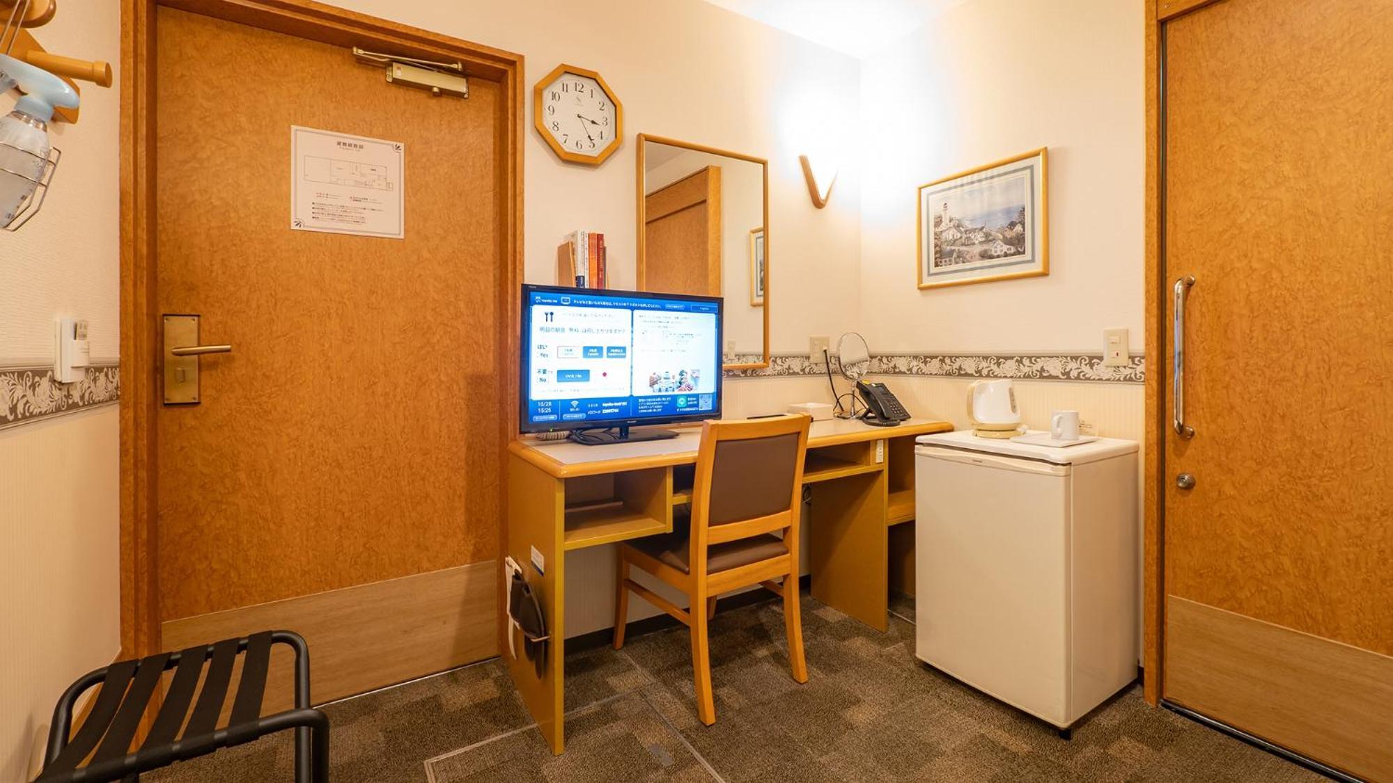 Toyoko Inn Tokyo Asakusa Kuramae No 1 Room photo