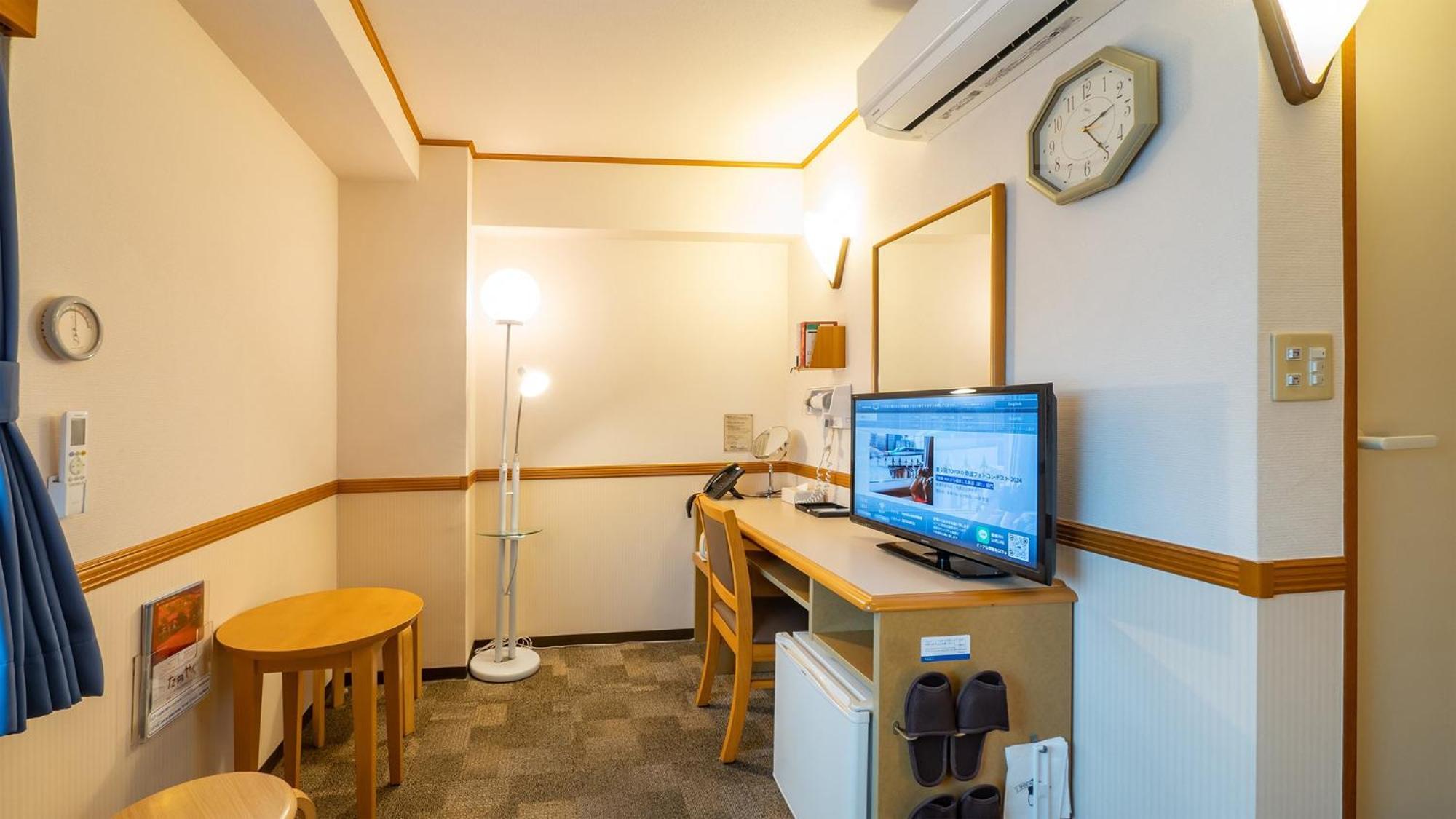 Toyoko Inn Tokyo Asakusa Kuramae No 1 Room photo